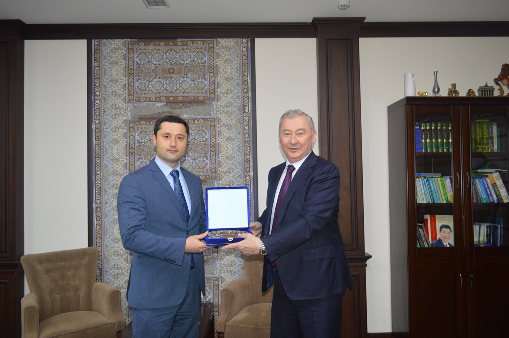 CAREC management had a series of meetings with national partners in Uzbekistan