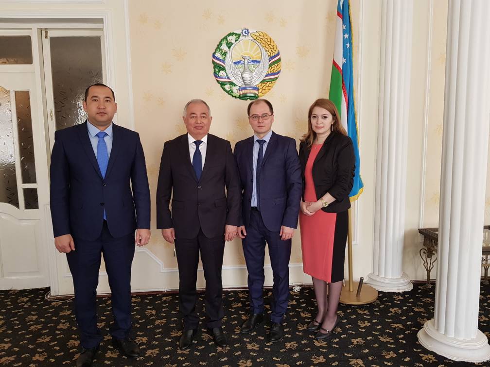 Strengthening the regional cooperation: a meeting with Ambassador of Uzbekistan to Tajikistan